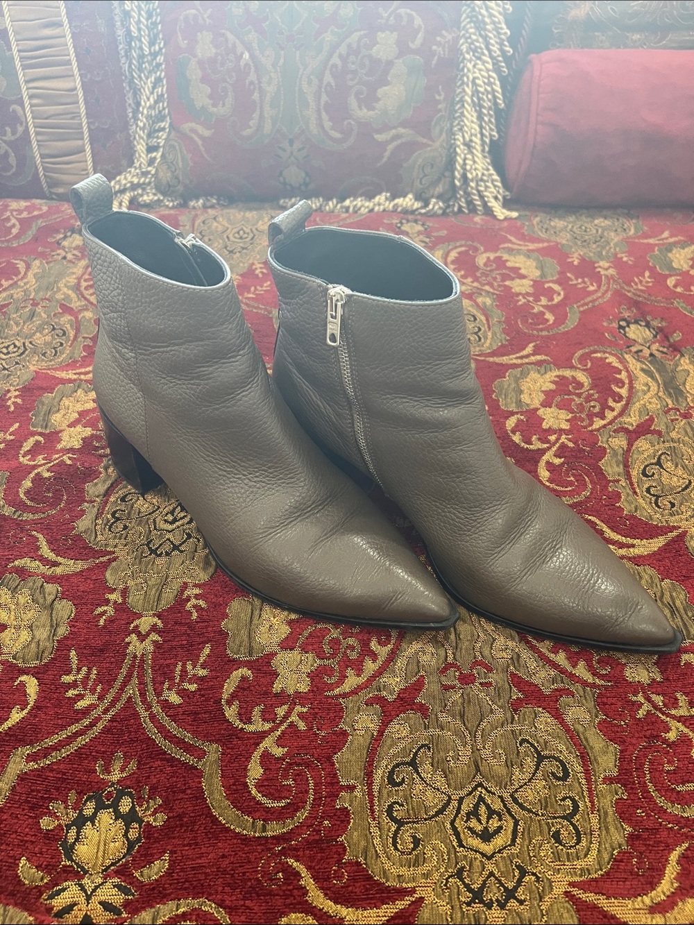Everlane Taupe Pointed Toe Leather Ankle Booties